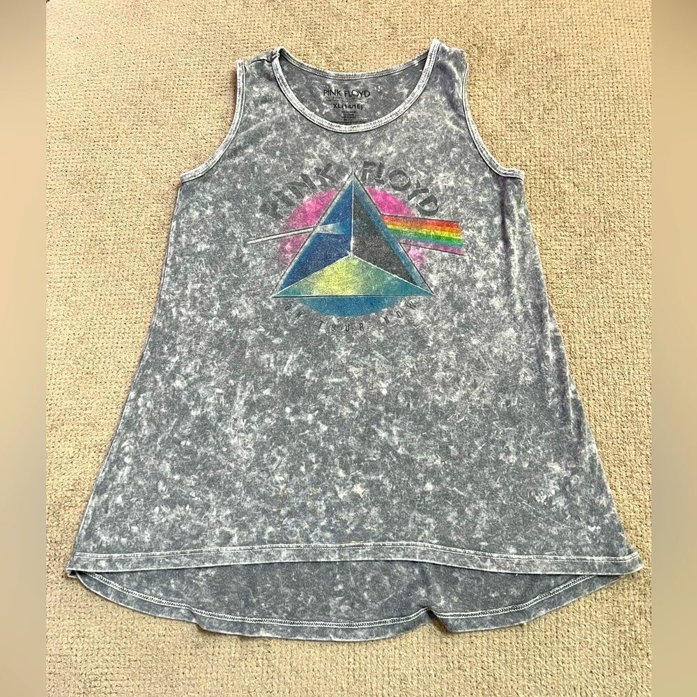Pink Floyd Vintage looking tank top.